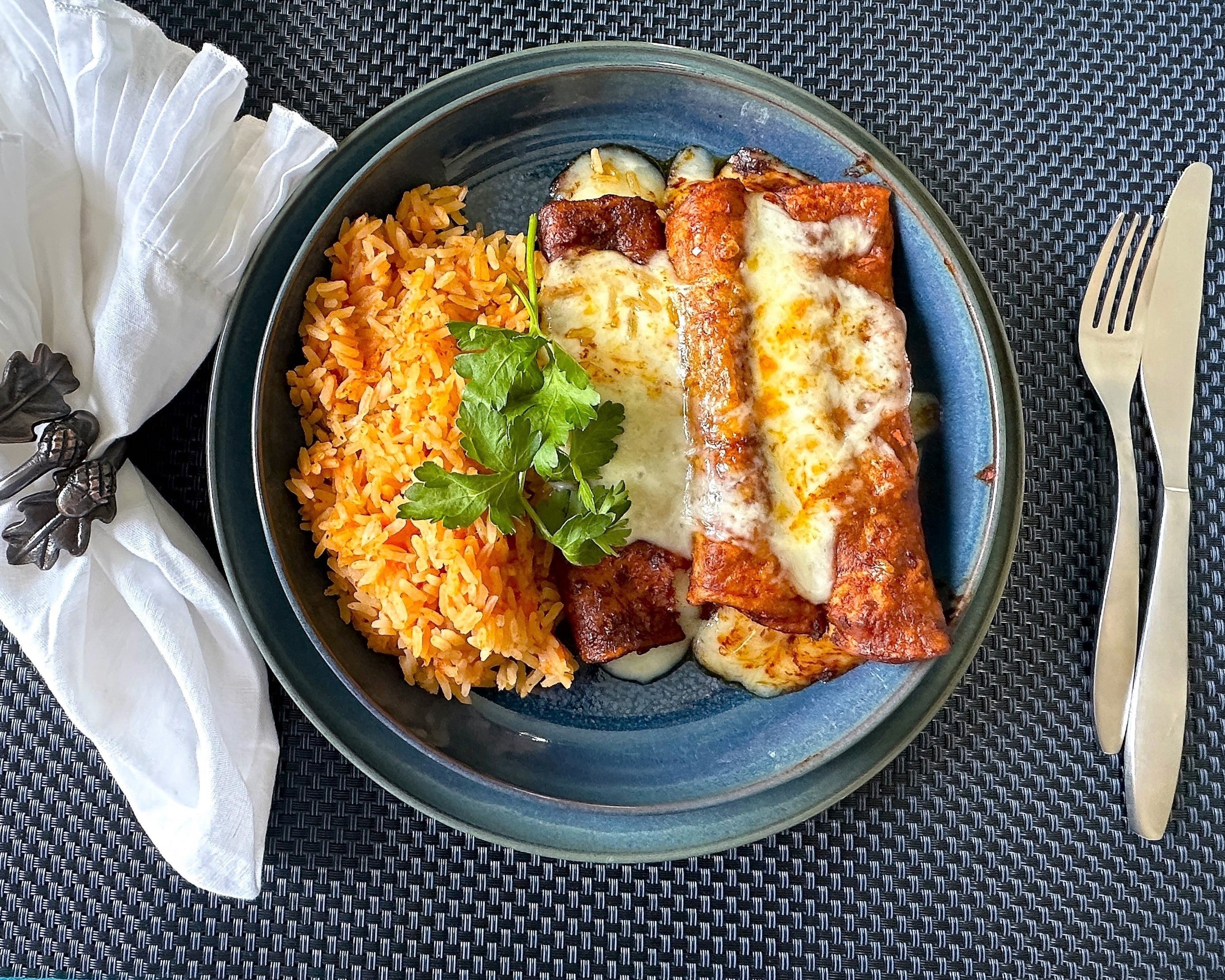 Red Cheese Enchiladas (Enchiladas Rojas de Queso) - Serves 2